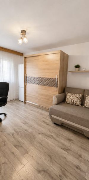 Apartament cu 1 cameră, 26 mp, zona Republicii - Photo 1