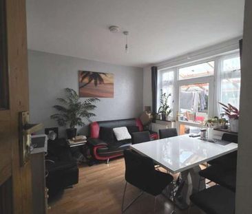 Clarendon Road, Edmonton, N18 - Photo 1