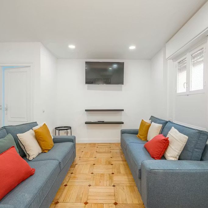 Calle de Alberto Aguilera, Madrid, Community of Madrid 28015 - Photo 1