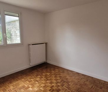 Location Appartement 3 pièces 58m² ISSY LES MOULINEAUX 92130 - Photo 3