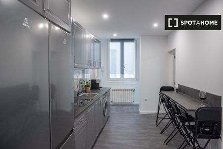 madrid, Community of Madrid 28005 - Photo 3