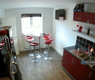 3 bedroom terraced house to rent - Photo 4