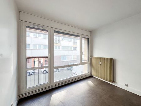 Appartement a louer Paris - Loyer €1 650/mois charges comprises ** - Photo 4