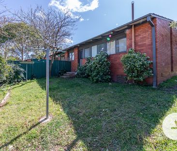 3 Dangar Pl, Charnwood ACT 2615 - House For Rent | Domain - Photo 5