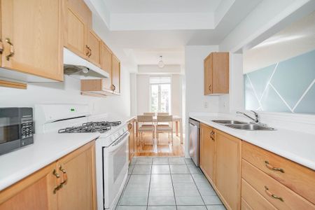 For Lease - 77 Angelica Avenue, Richmond Hill, Ontario - Photo 2