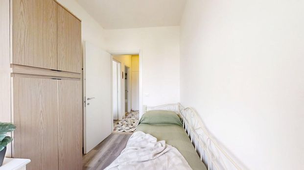 Via Buie, Padova, Veneto 35135 - Photo 1