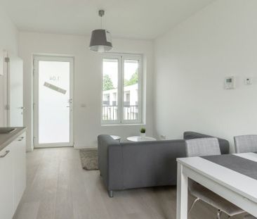Appartement te huur in Antwerpen voor € 725 met 1 slaapkamer - Photo 2