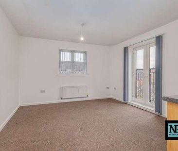 Lyon Drive, Carron Court, B77 - Photo 3