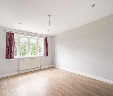 Hervey Close, Finchley Central, N3 - Photo 4