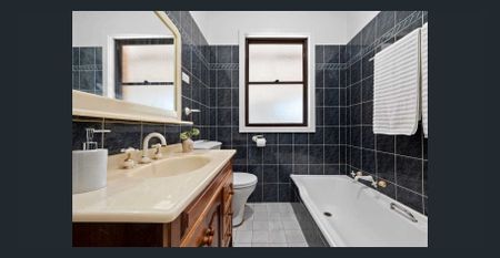 Ideally located family home! - Photo 3