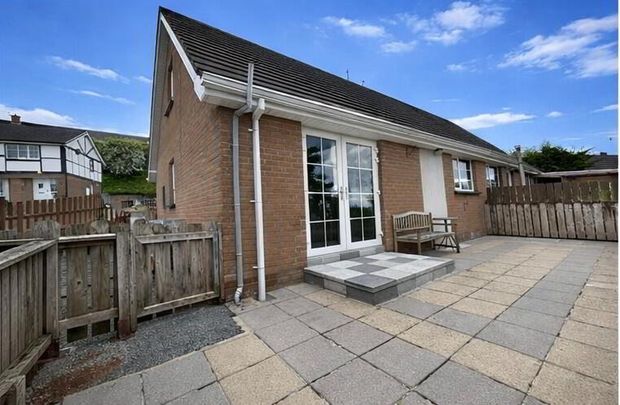 26 Rossview, Lisnaskea, BT92 0LH - Photo 1