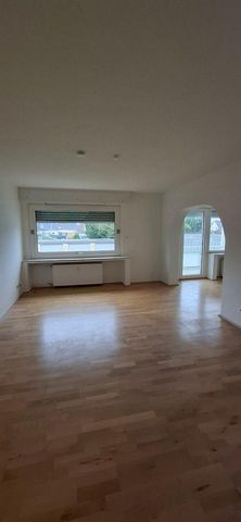 3,5-Zimmer EG-Wohnung mit Balkon in Essen-Dellwig/Borbeck - Photo 4
