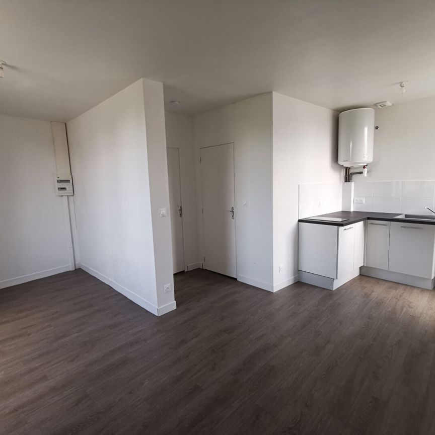 Location Appartement 1 pièce 24m² - Photo 1