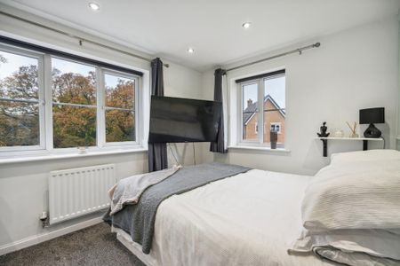 2 bedroom end of terrace house to rent - Photo 4