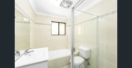 Spacious and Modern Apartment - OPEN FOR INSPECTION ANYTIME by appointment - Photo 5