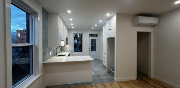 4 1/2 - Montréal (Villeray) - 1 900 $/mois - Photo 2