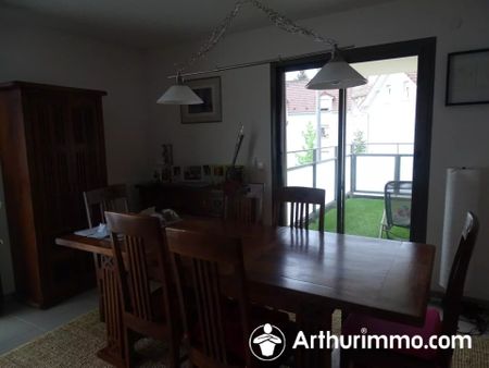 Location Appartement 4 pièces 83 m2 à Valentigney - Photo 5