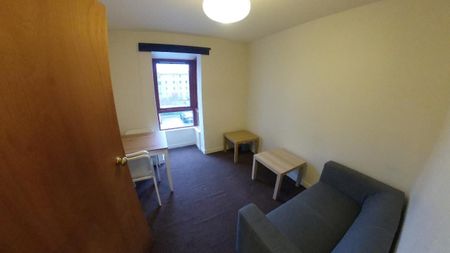 3 Bed Flat, Sienna Gardens, EH9 - Photo 4