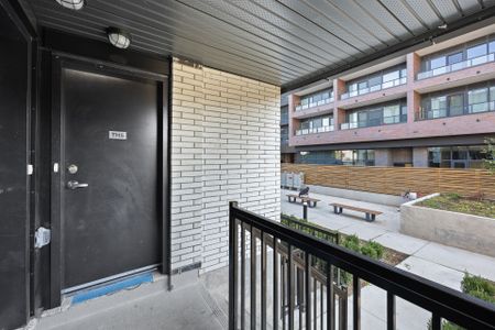 For Lease - 10 Ed Clark Gardens Boulevard Unit# TH5, Toronto, Ontario - Photo 4