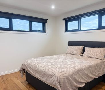 Spacious, Stylish & Perfectly Positioned - Photo 4
