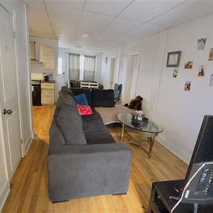 Immeuble - 221-233 King Est Grand 5 ½ à Louer – Cégep - Photo 2