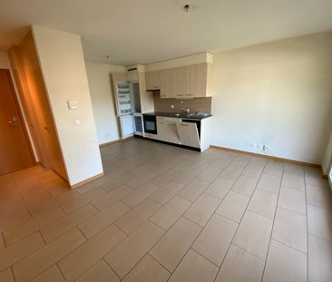 À louer spacieux et bel appartement de 2,5 pièces - Photo 2