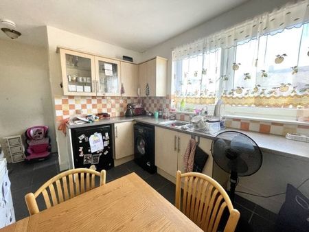 St Eval, Wadebridge, PL27 - Photo 3