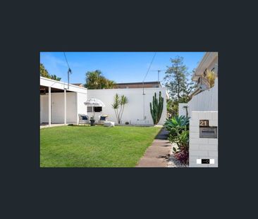 21 Mount Street, Greenslopes, Qld 4120 - Photo 4