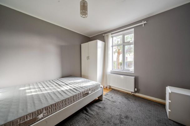 Playgreen Way, London, , SE6 3HZ - Photo 1