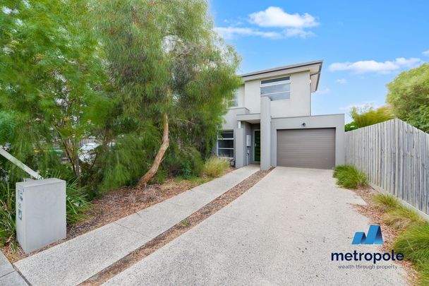 21B Rae Street, BENTLEIGH EAST, VIC - Photo 1