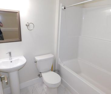 FOR RENT – 142 Honeygold Drive, Halifax, Nova Scotia - Photo 6