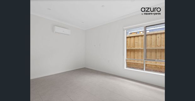 🏡 BRAND NEW | 3 BED | 3 BATH | 2 LIVING | PRIME TARNEIT LOCATION - Photo 1