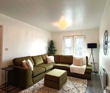 £1,000 PCM, Two Bedroom, Two Bathroom Apartment with Allocated Park... - Photo 5