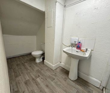 Marton Drive, Blackpool, FY4 3DE - Photo 5