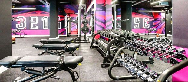 SUPERB ONE BEDROOM APARTMENT AT ALLEGRO LIVING | BLEND OF COMFORT AND CONVENIENCE | AVAILABLE JAN 2ND | PARKING AVAILABLE | PRIME LOCATION | 24-HOUR CONCIERGE | RESIDENTS GYM - Photo 1