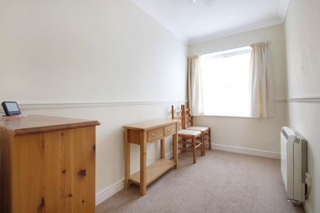 2 bedroom apartment to rent - Photo 3