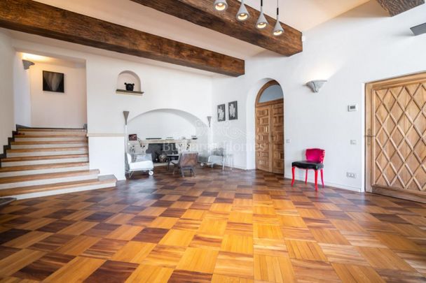 Impressive Mediterranean Mansion With Garden Ideal for Diplomats, Downtown - Photo 1
