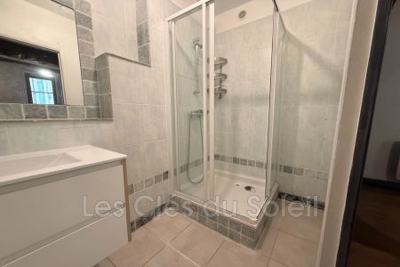 Location appartement 2 pièces 43 m² Hyères - Photo 5
