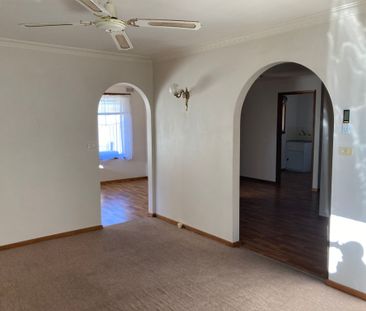 Two Bedrooms in Quiet Location! - Photo 5