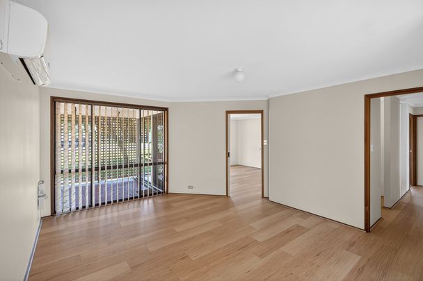 Open the door to effortless coastal living - Photo 1