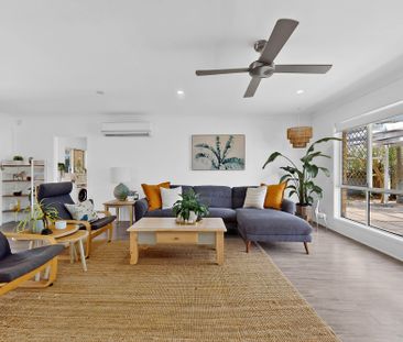 11 Gretel Drive, Beachmere QLD 4510 - House For Rent - $695 | Domain - Photo 1