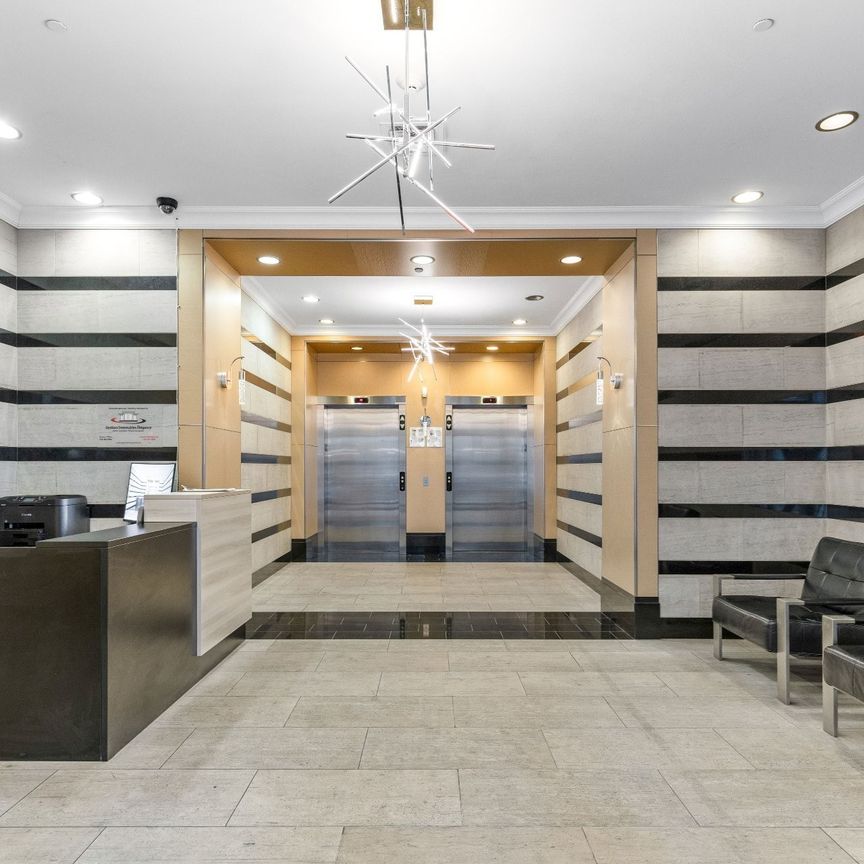 1235 Rue Bishop, #724 - Photo 1