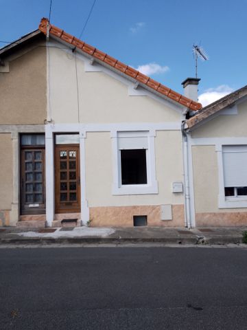 16000 ANGOULEME-Maison de ville T2 plain pied avec courette - Photo 4