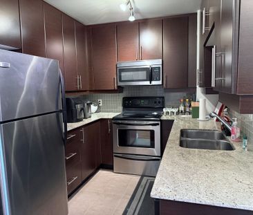 For Lease - 16 Harbour Street Unit# 3701, Toronto, Ontario - Photo 4