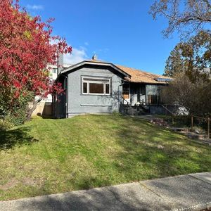 Renovated 3 Bedroom Home in Fairfield! - Photo 2