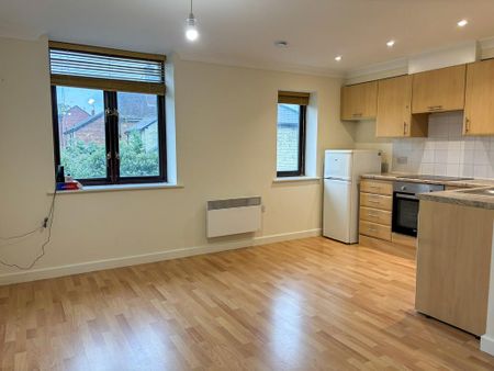 Studio to rent - Photo 3