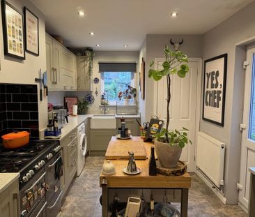 3 bedroom terraced house to rent - Photo 5