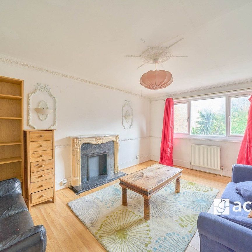 Clifton Way, London, SE15 - Photo 1