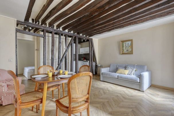 Rue Bonaparte - Photo 1