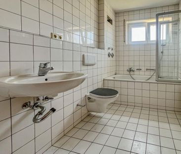 2-Zimmer-Dachgeschosswohnung mit großer Galerie und Balkon - Photo 2